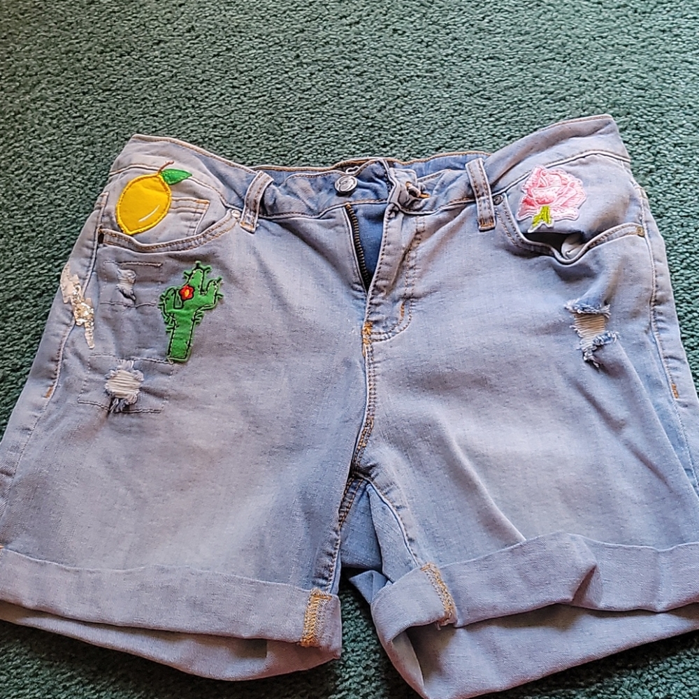 Patched shorts